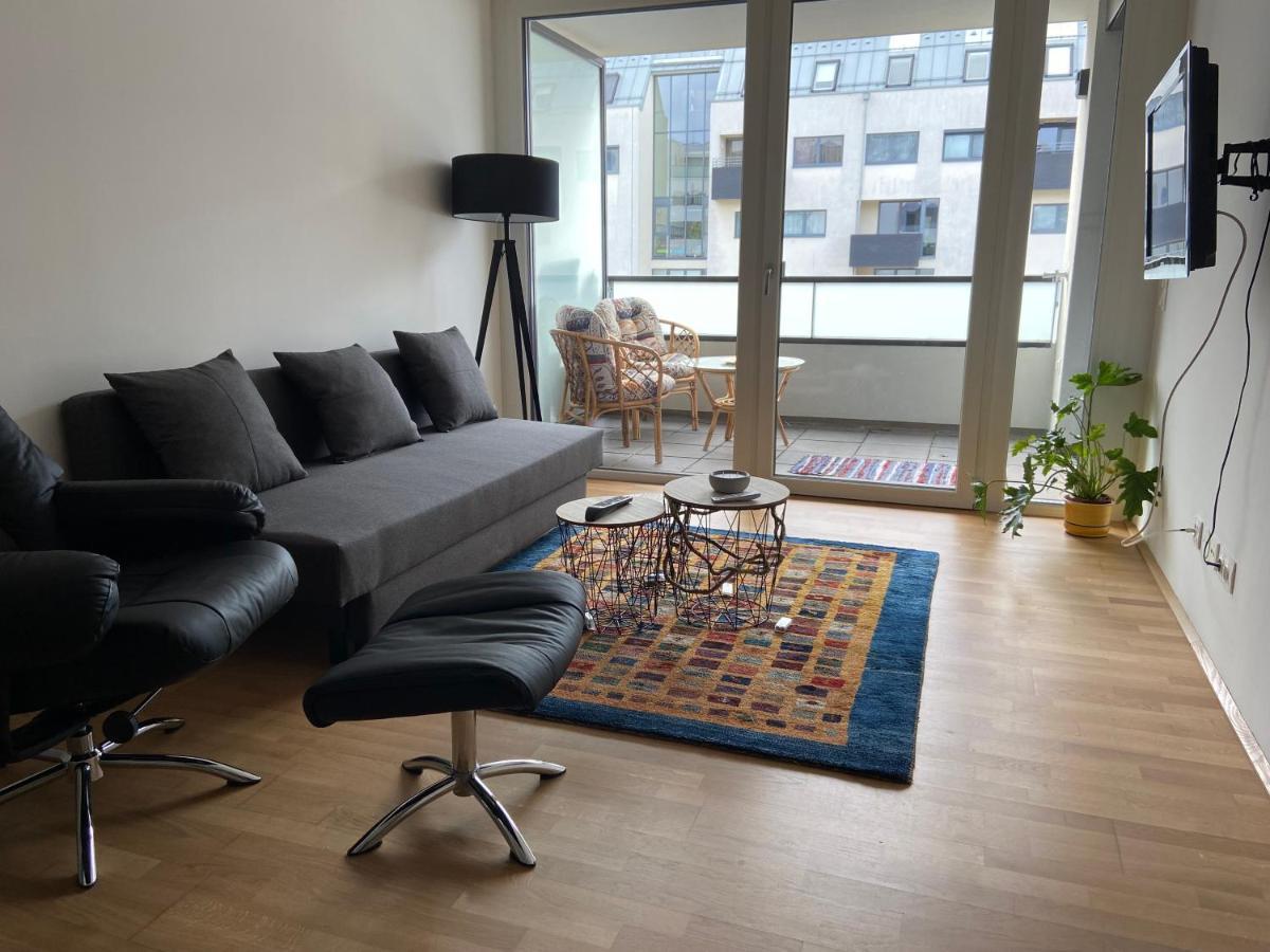 Apartamento 9 Stops Away From City-centre